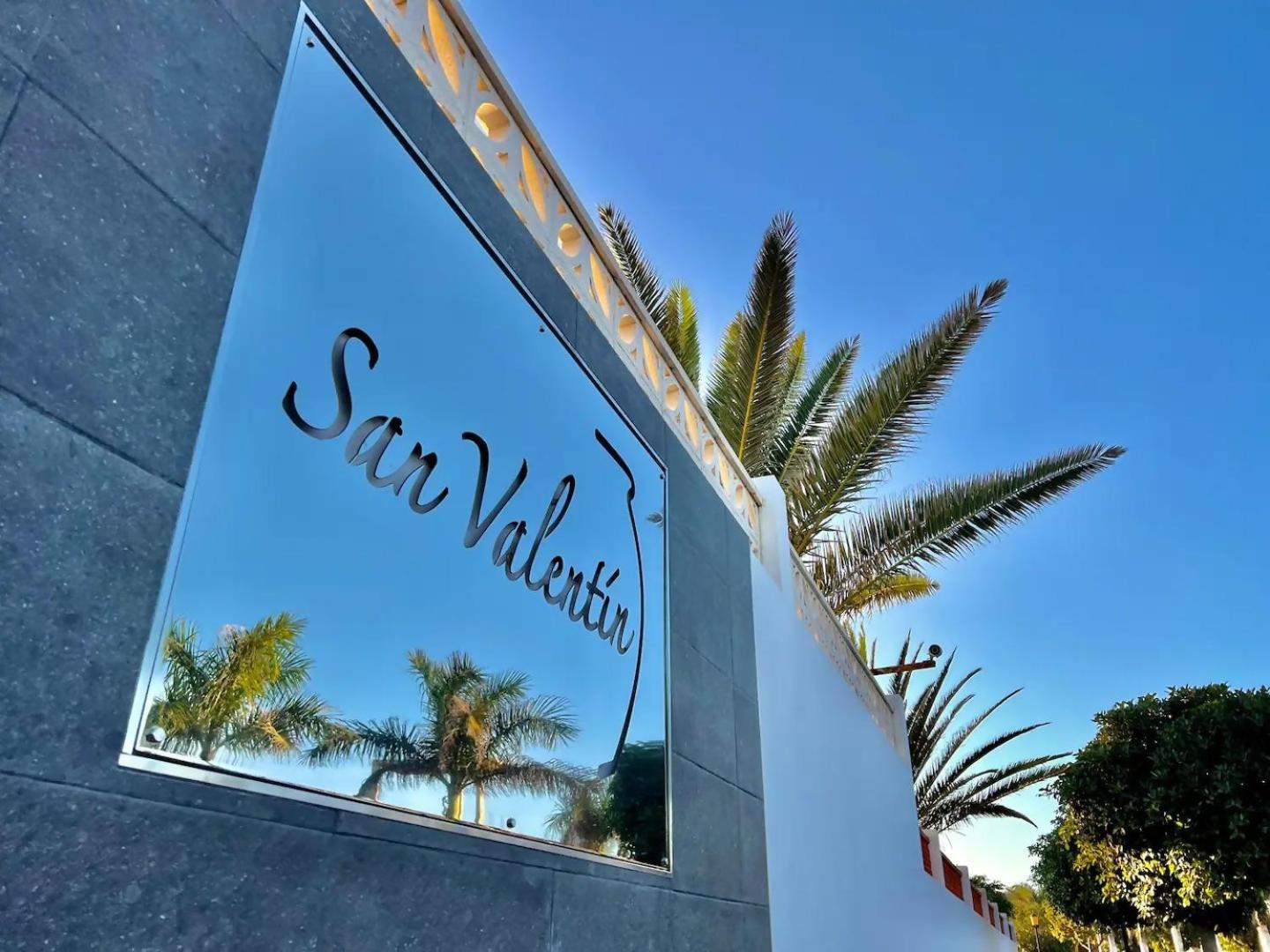 Sol Y Sal Con Vista A La Piscina (Adults Only) Corralejo Kültér fotó